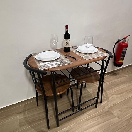 Al 106 Apartment Free Wi-Fi 5 Min Dalla Stazione Prato  Exterior foto